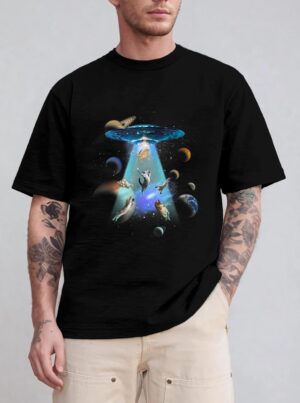 Cats UFO Funny Flying Kitten Spaceship Alien Lover Novelty T-Shirt