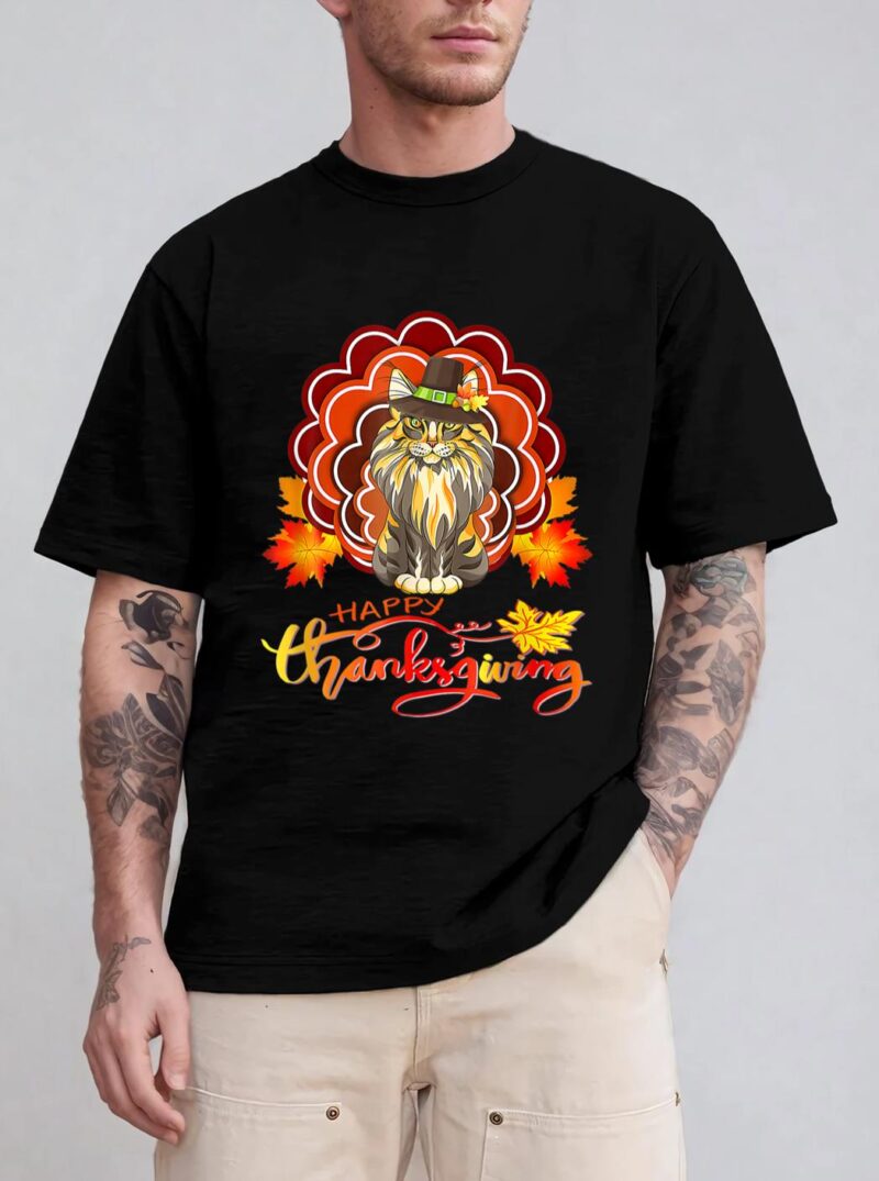 Funny Maine Coon Cat Urkey Happy Hanksgiving T-Shirt