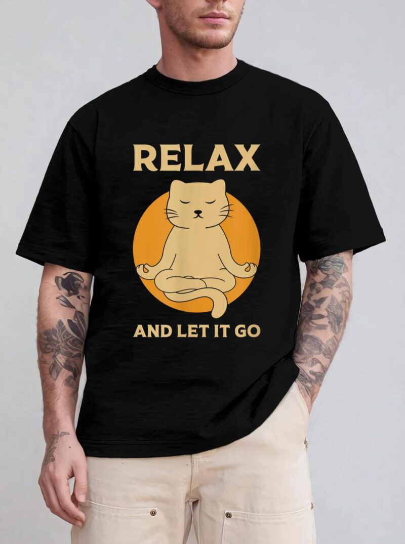 Funny cat Graphic Yoga Zen Meditation T-Shirt